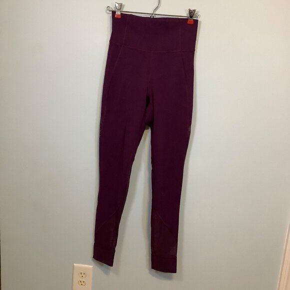 Lululemon Size 6 Dark Purple Mesh Panel Leggings 28" Inseam P30416 Workout Yoga - Picture 1 of 10